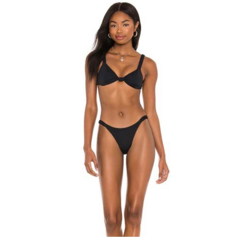 🖤 NWT Vitamin A Zuri Bralette Bikini Top and Lennon Bottom